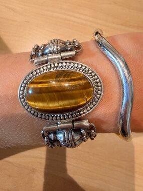 Sterling Silver Bracelet with Tigers Eye